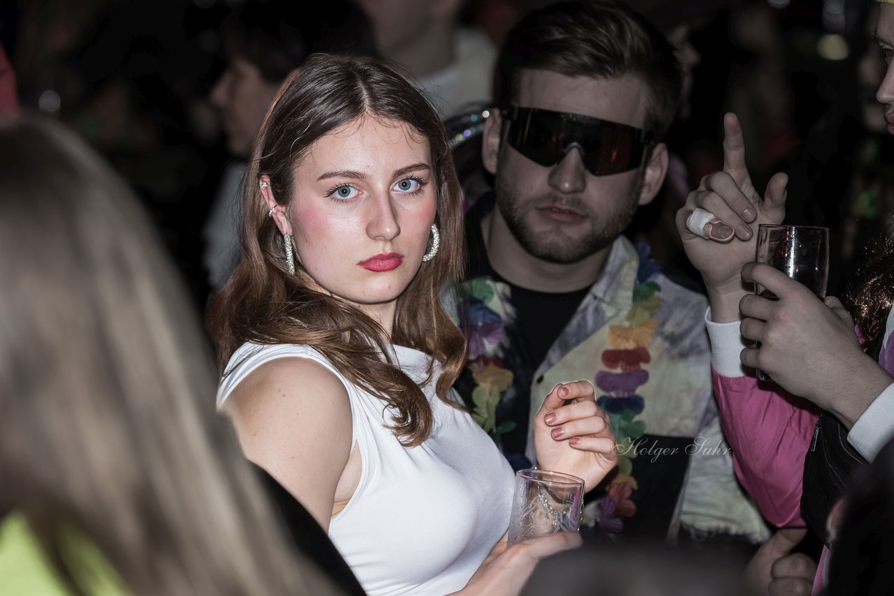 Album: Party - 